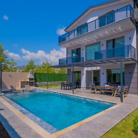 Alisen 1 Villa *
